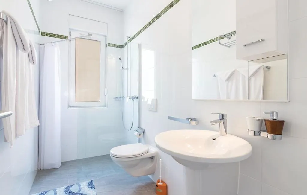 Apartments Funtana With Pool كرواتيا